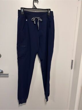 FIGS jogger style scrub pants. Small/Tall. No top available.
